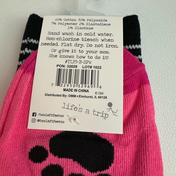 NWT Two Left Feet stay pawsitive 🐾 socks - Picture 5 of 7